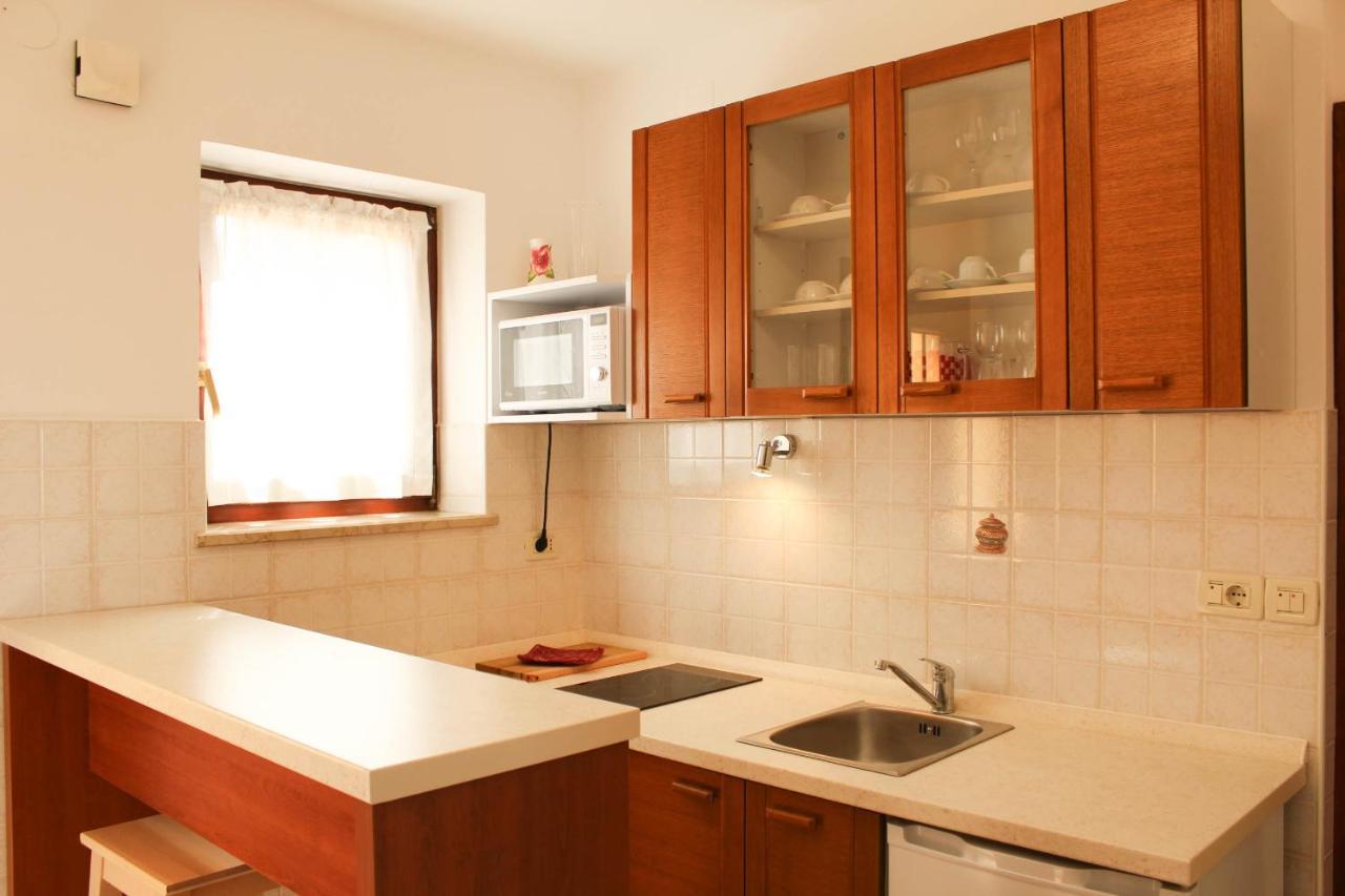 Apartment Dekovic Poreč Exteriör bild
